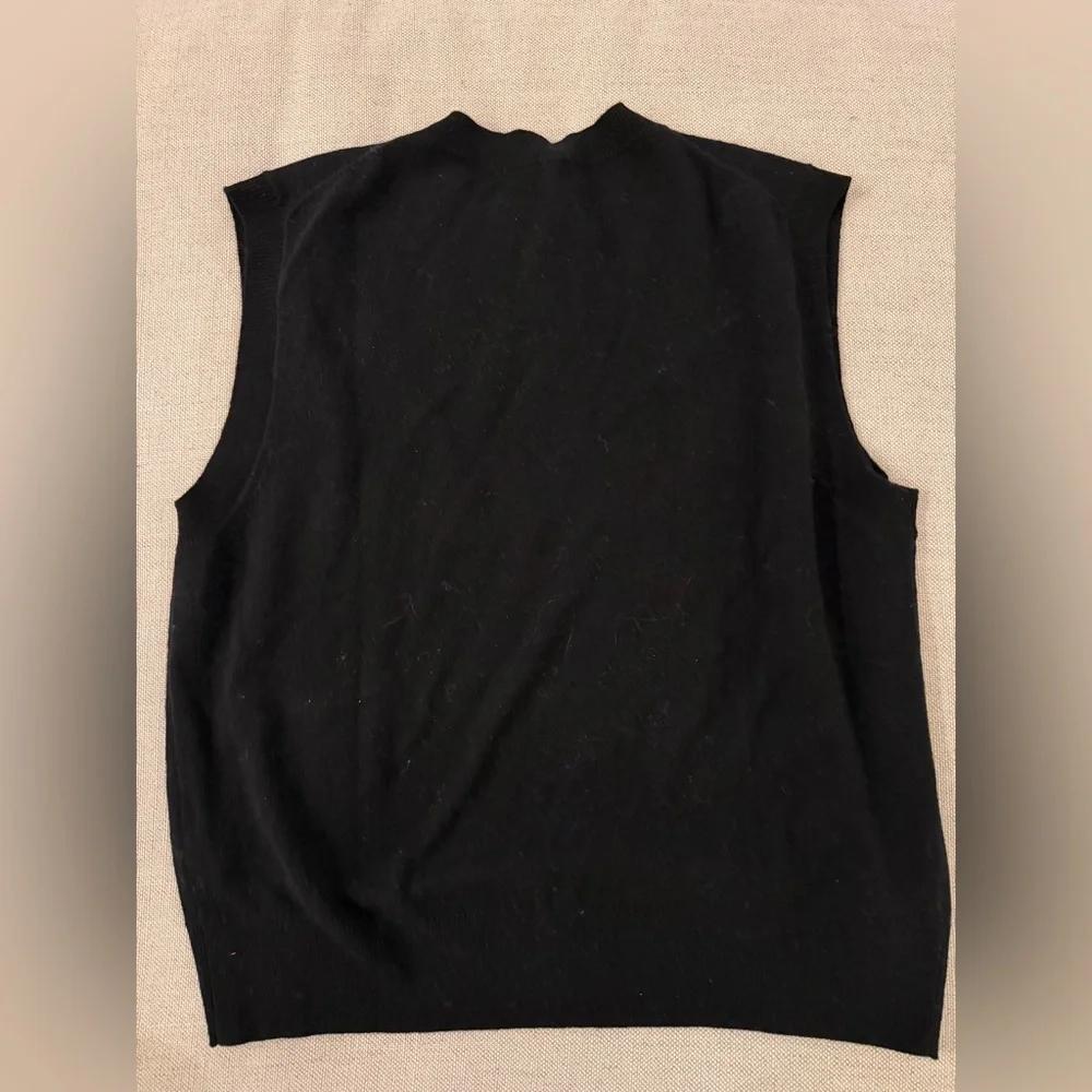J CREW MEDIUM Cashmere relaxed sweater-vest‎ CM660